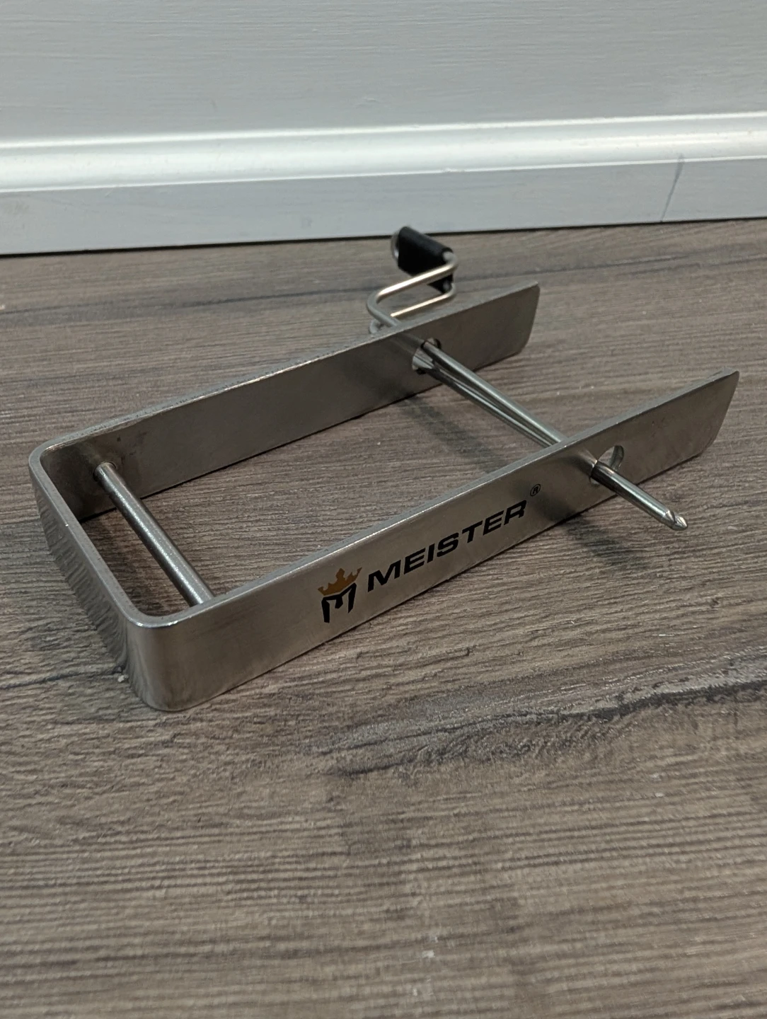EUC - Meister Portable Hand Wrap Roller - Stainless Steel