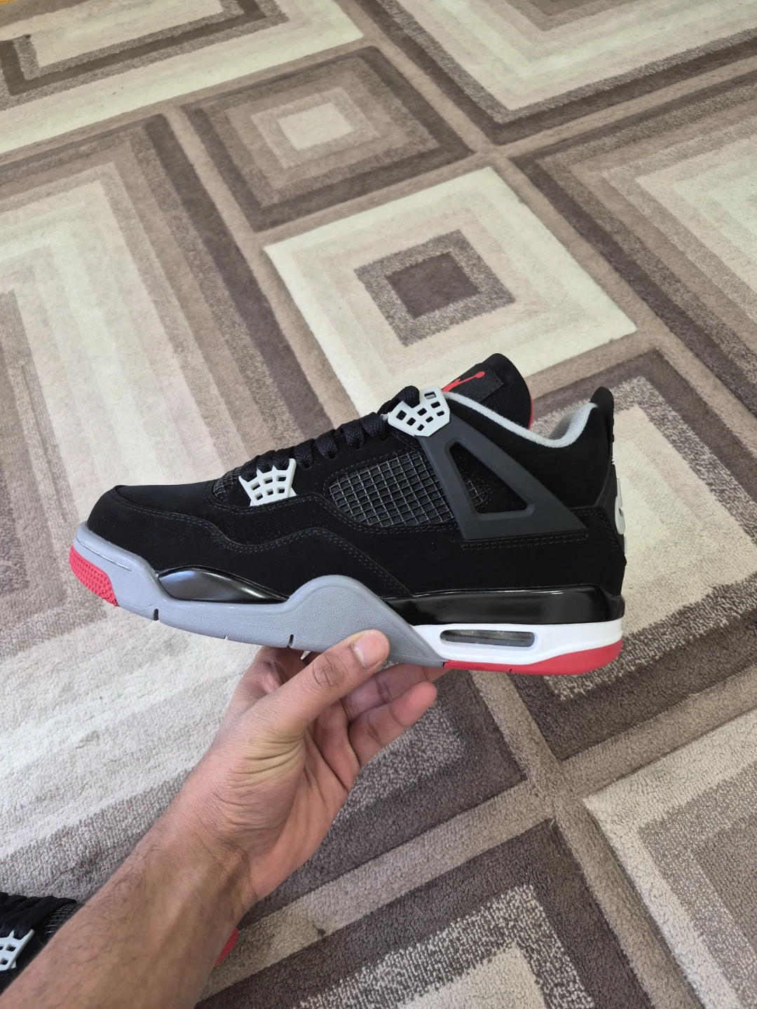 Air Jordan 4 Retro Breds - photo 5
