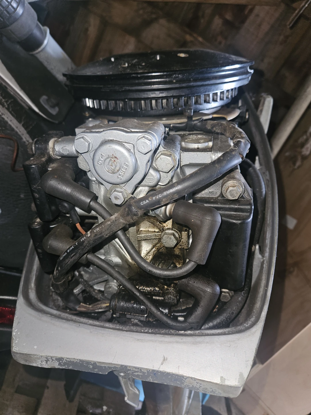 Evinrude 9.9 Outboard Motor - photo 5