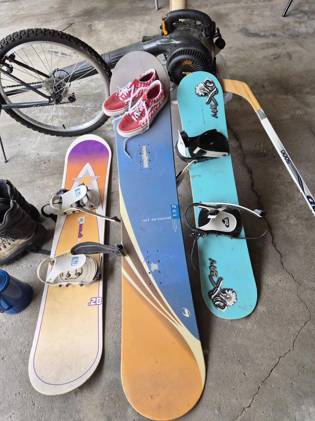 YARD SALE - Bridlewood Circle- June 6th 9am-2pm - photo 2