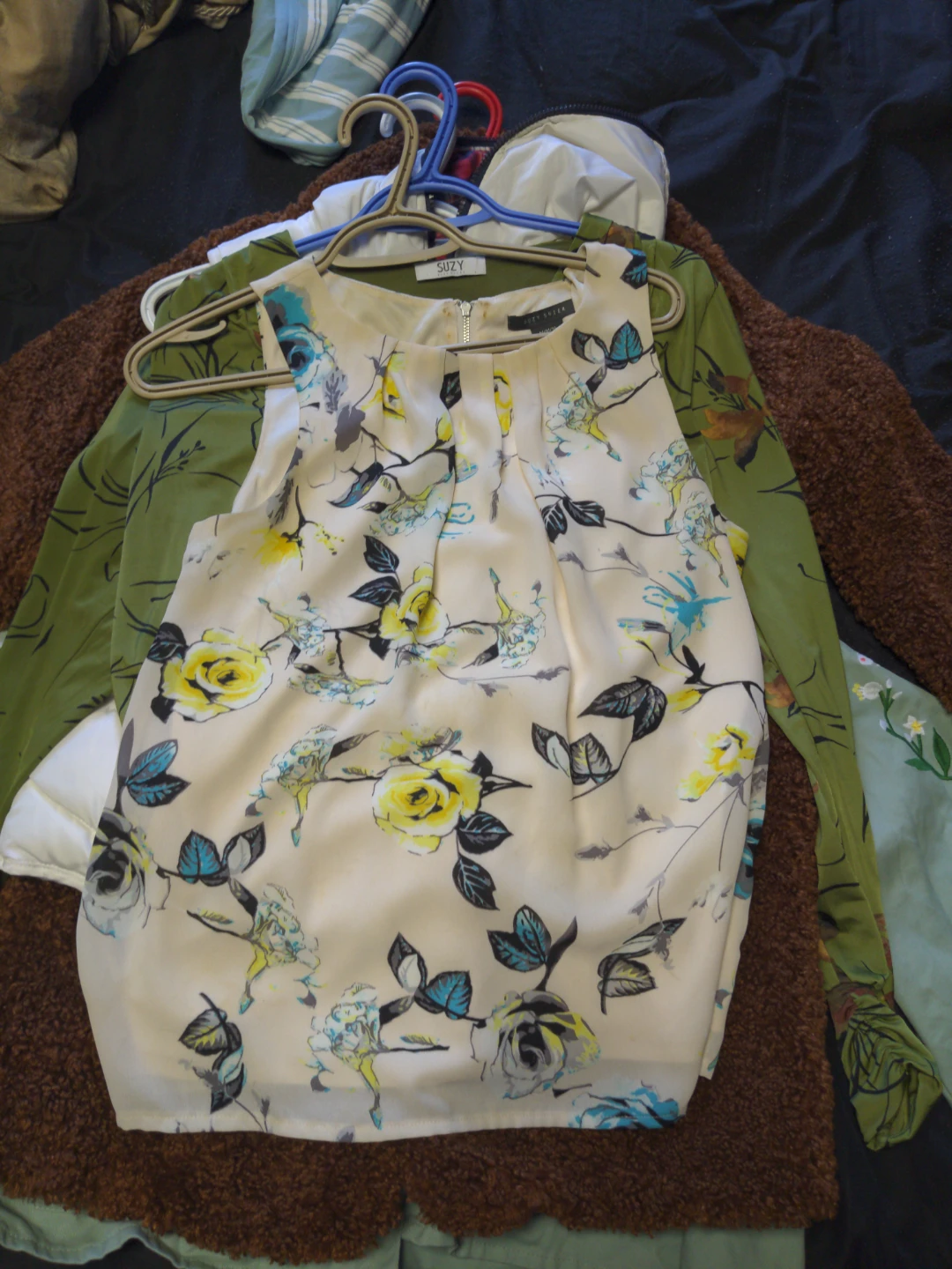 Clothes ranging from $5-$10 - photo 5