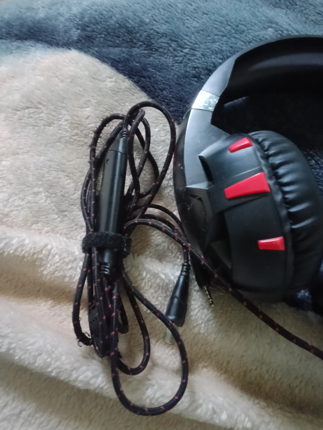 Gaming Headset with Microphone - photo 3