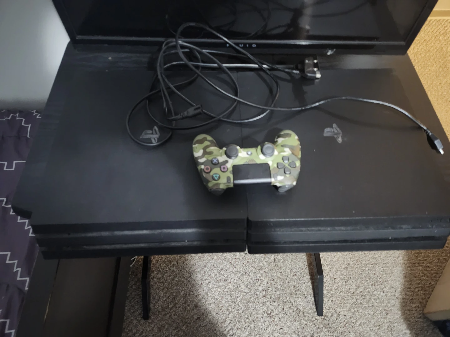 Fluid TV with 2 PlayStation 4 Pro Consoles & Controller