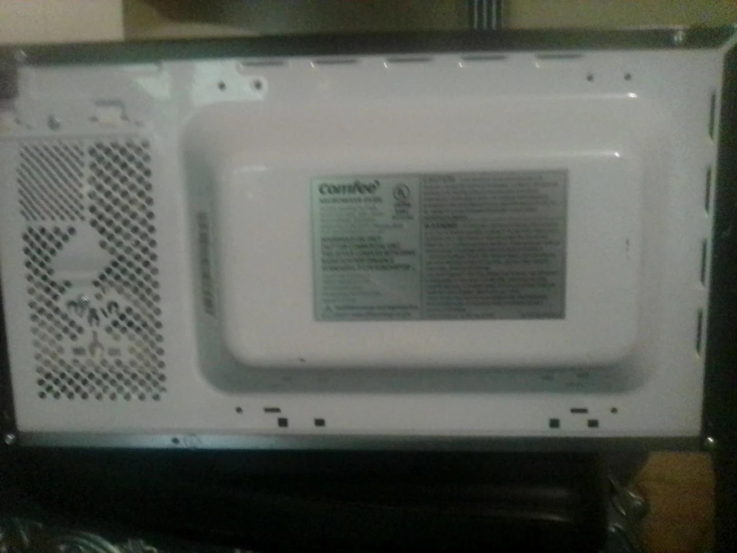 Comfee Microwave Oven - photo 3