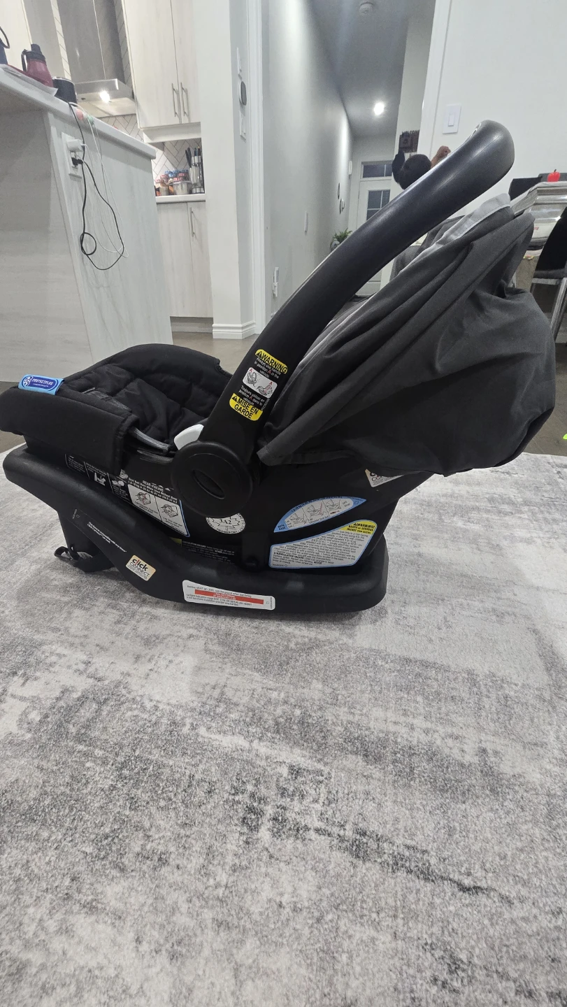 Graco SnugRide 35 Lite Infant Car Seat and Stroller - photo 3