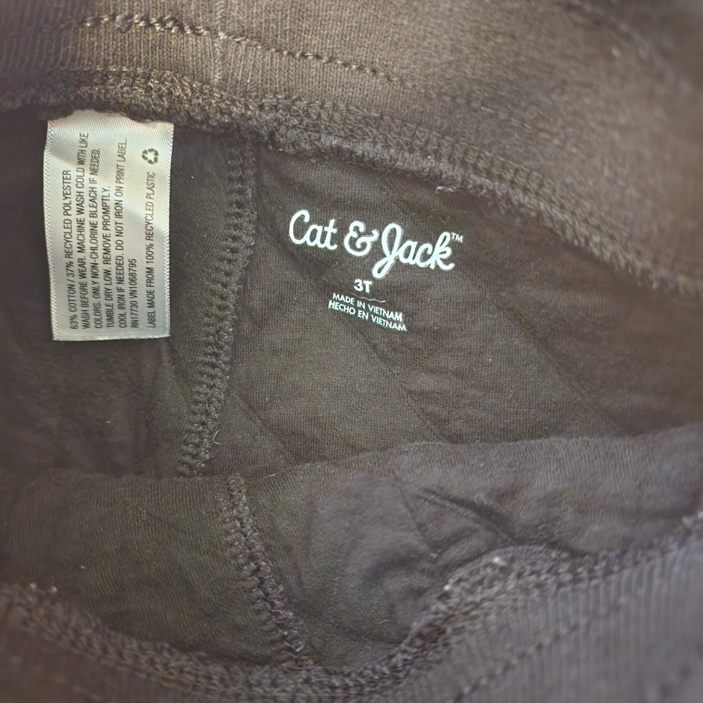 Cat & Jack 3T Black Jogger Pants and Pink "Love" Hoodie Set - photo 2