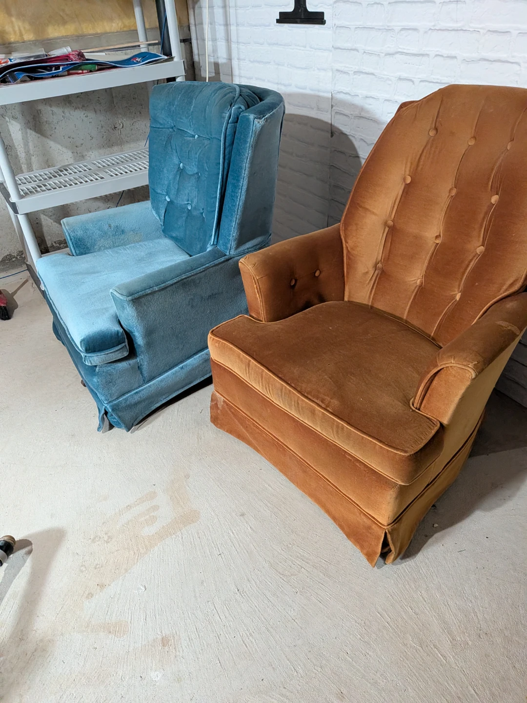 Velvet Armchair - Brown - photo 2