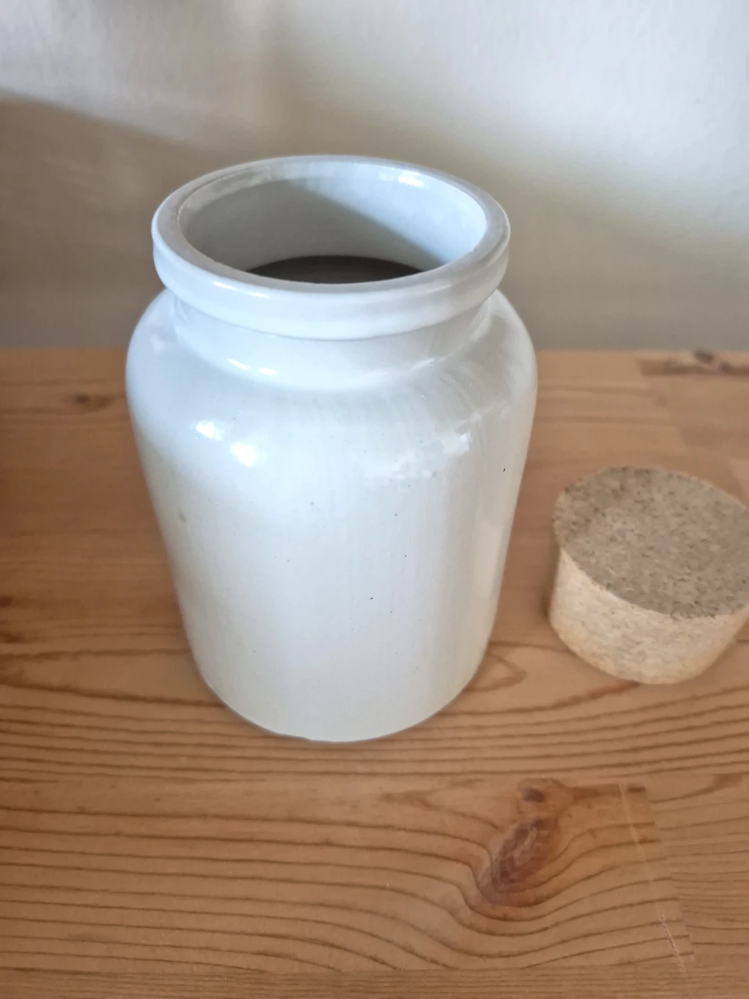 Vintage Dutch Ceramic Mustard Crock Jar w/Cork Lid & Windmill - photo 4