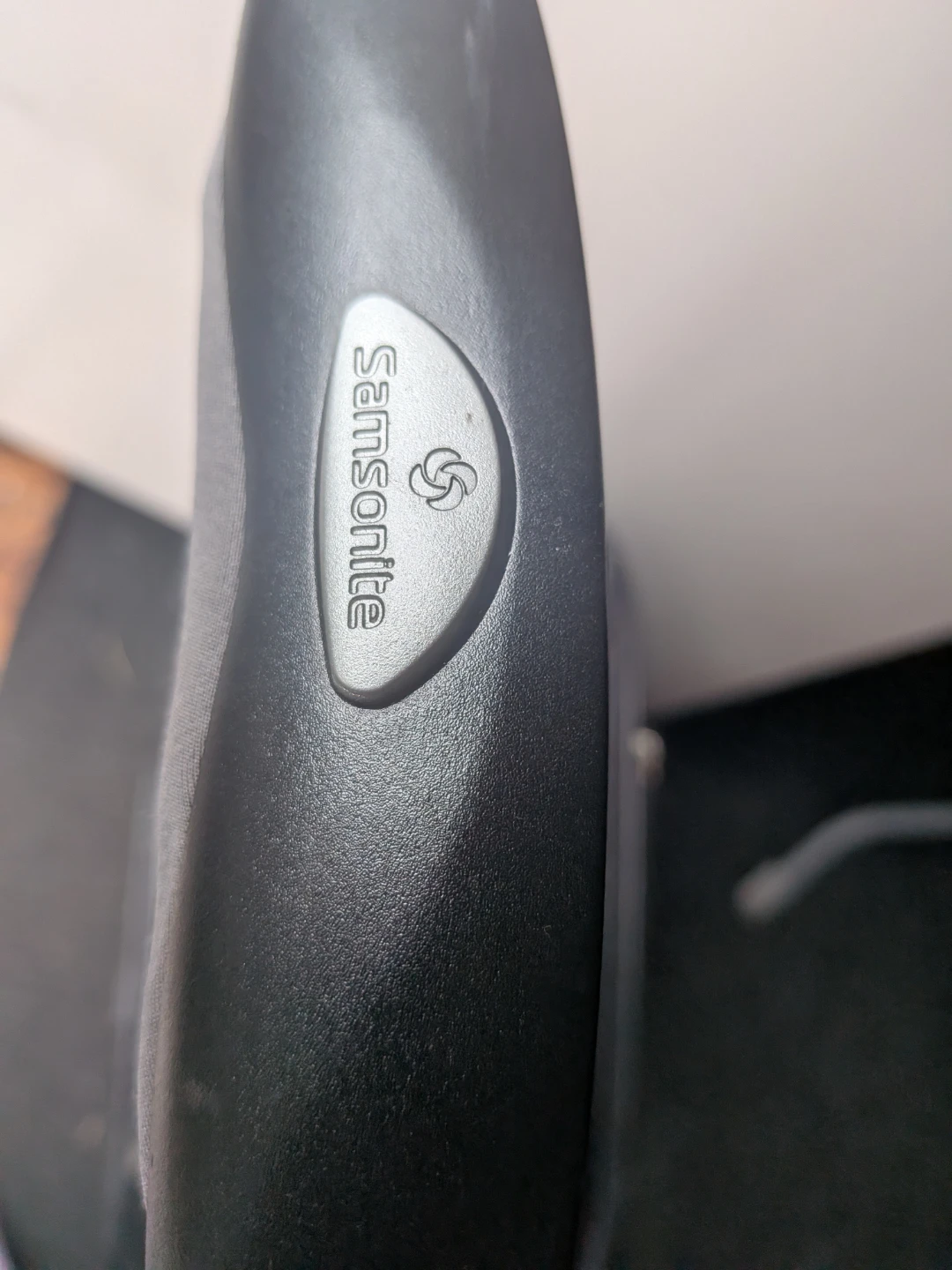 Samsonite Black Rolling Suitcase - photo 3
