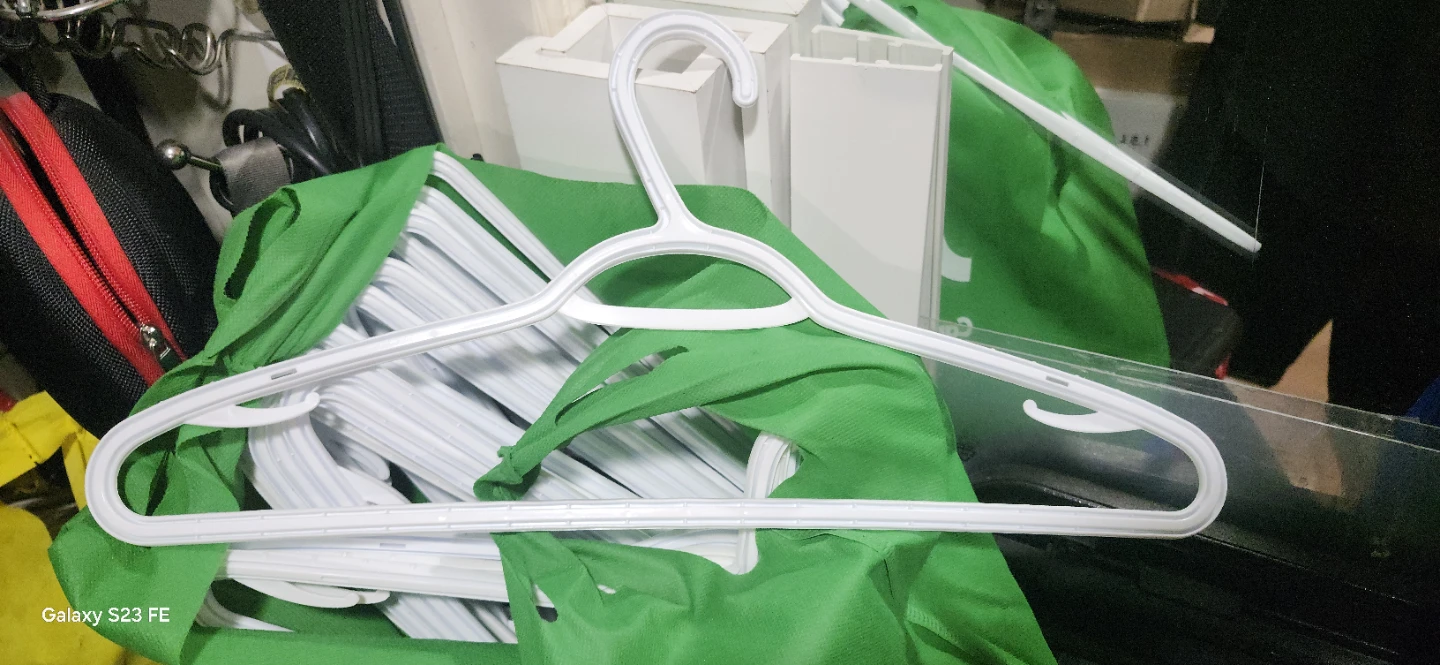 White Plastic Clothes Hangers - Set of 24