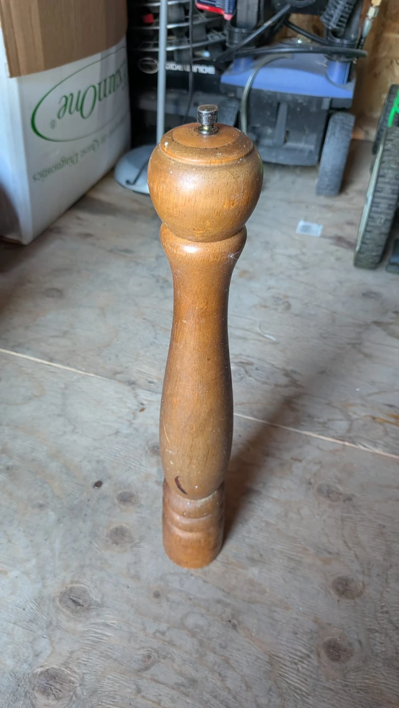 Wooden Pepper Mill Grinder