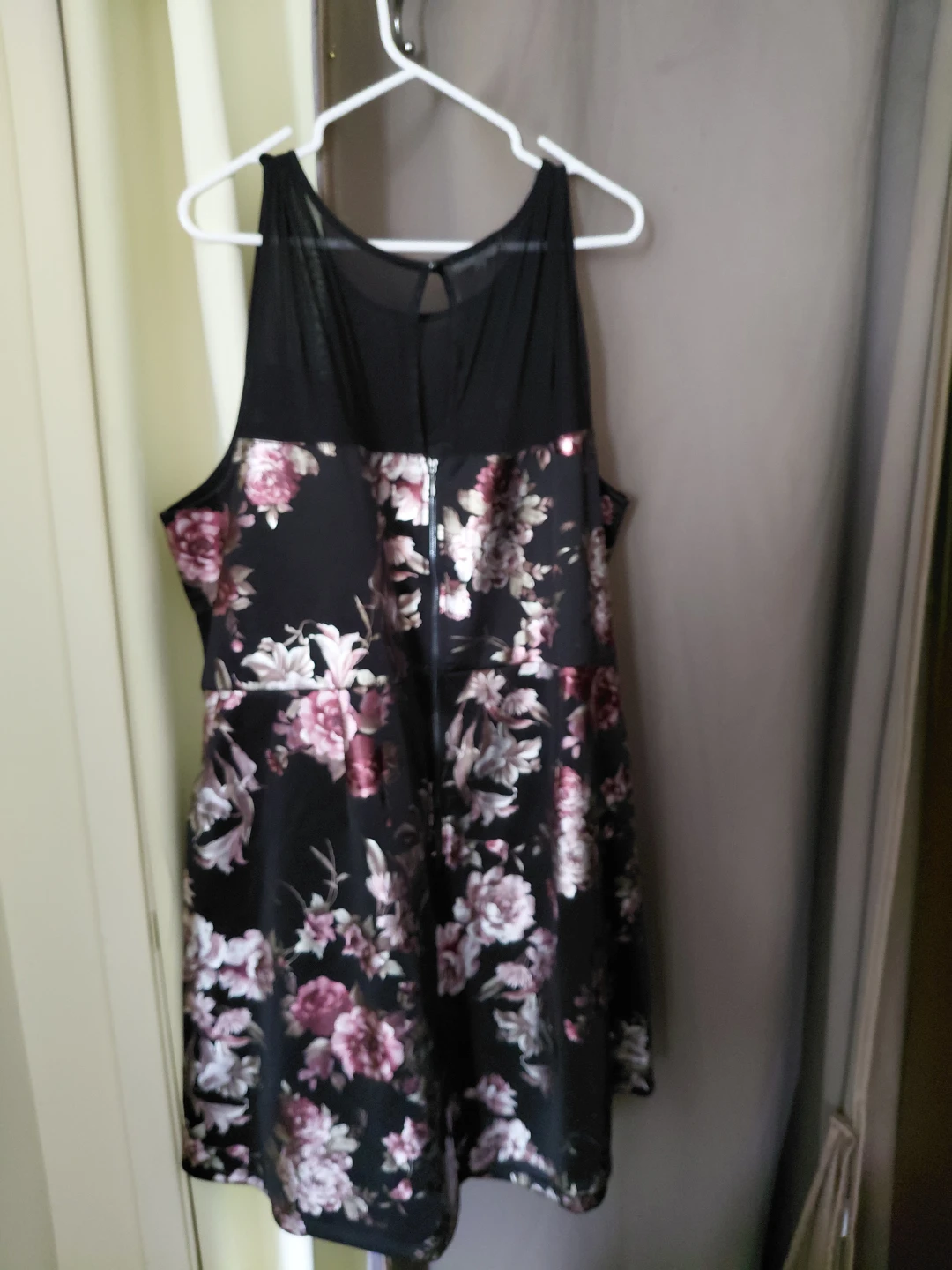 Black Floral Sleeveless Dress - photo 2