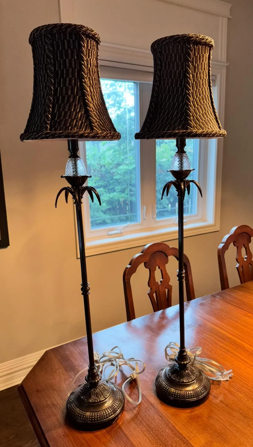 Set of 2 Table Lamps with Wicker Shades