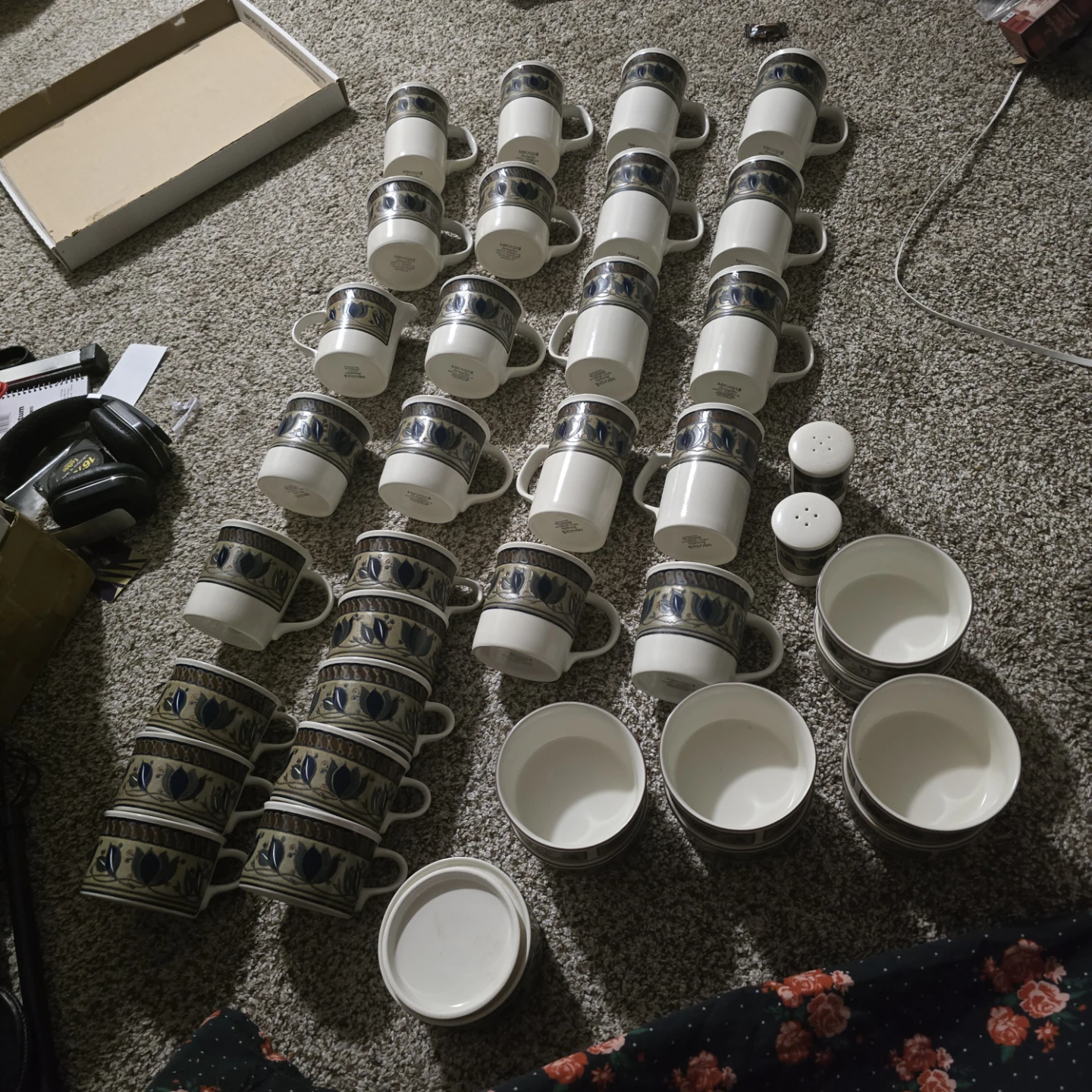 Mikasa Intaglio Arabella Set - 18 Pieces - photo 3
