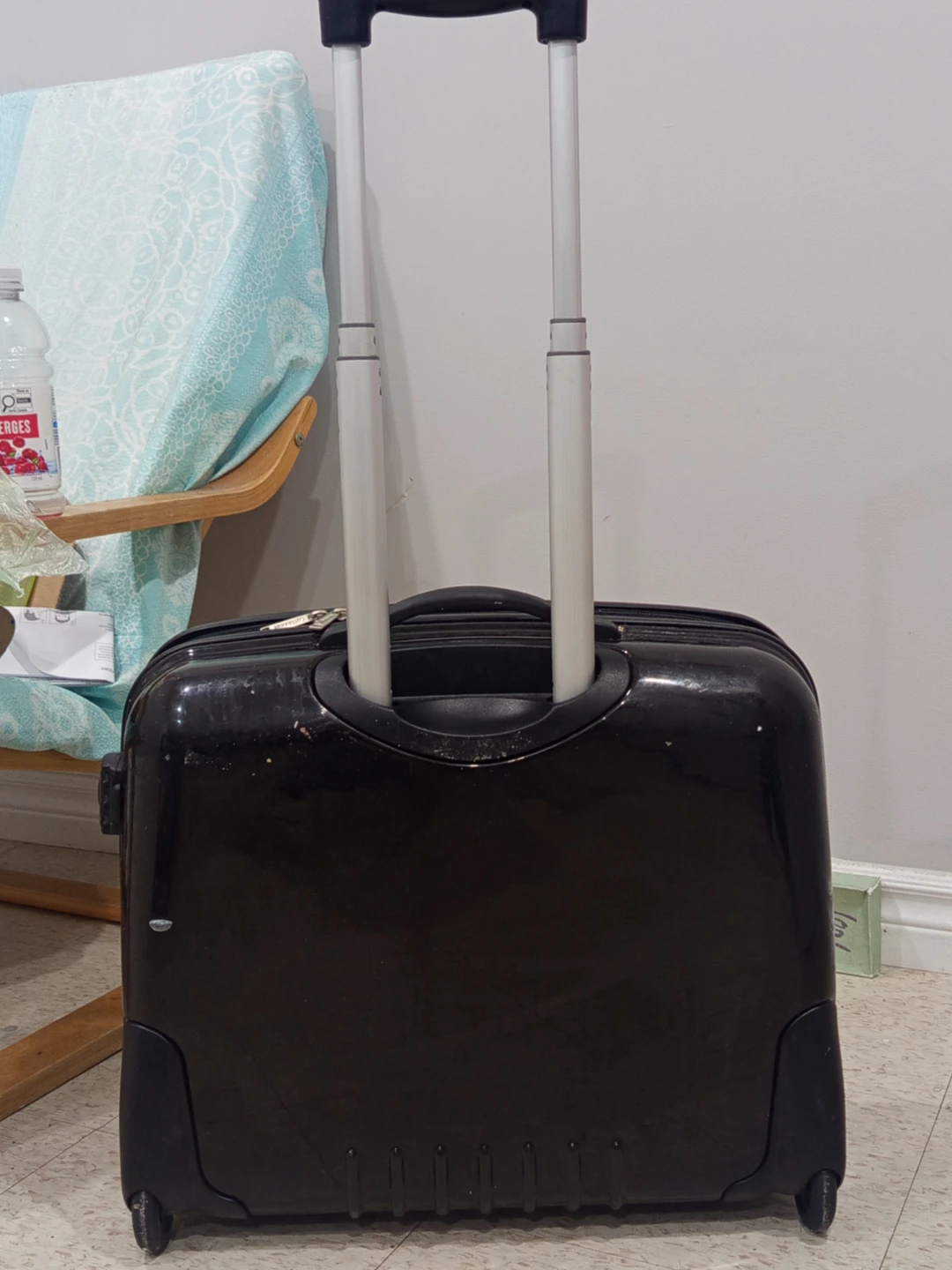 Lufthansa Premium Hard-Shell Carry-On Suitcase  SALE - photo 3