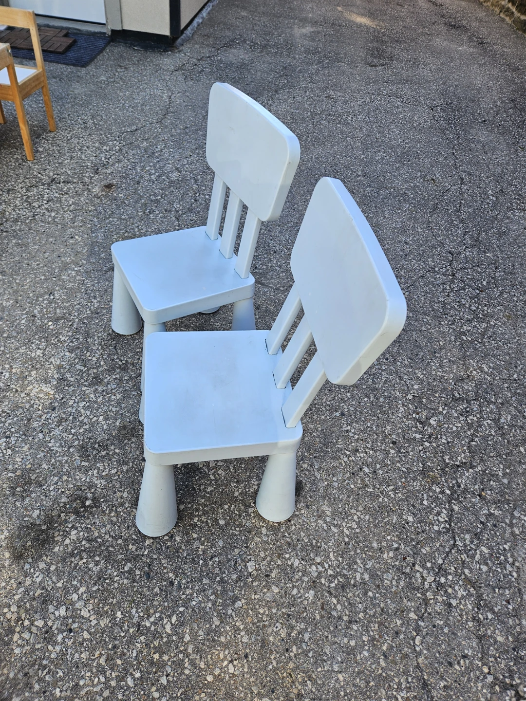 Light Blue Children's Chairs - photo 2