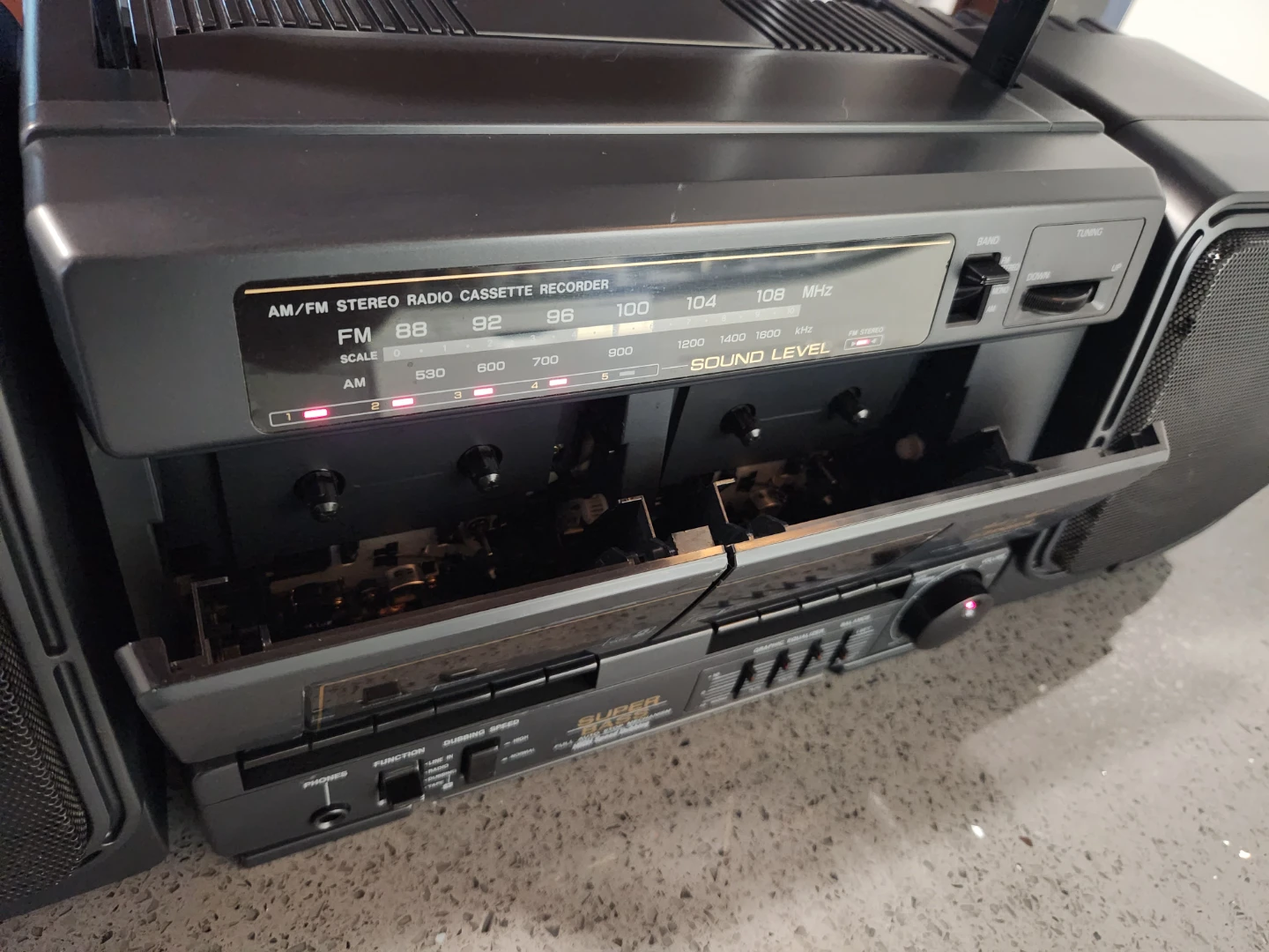Fisher Radio Cassette Recorder Boombox - photo 5