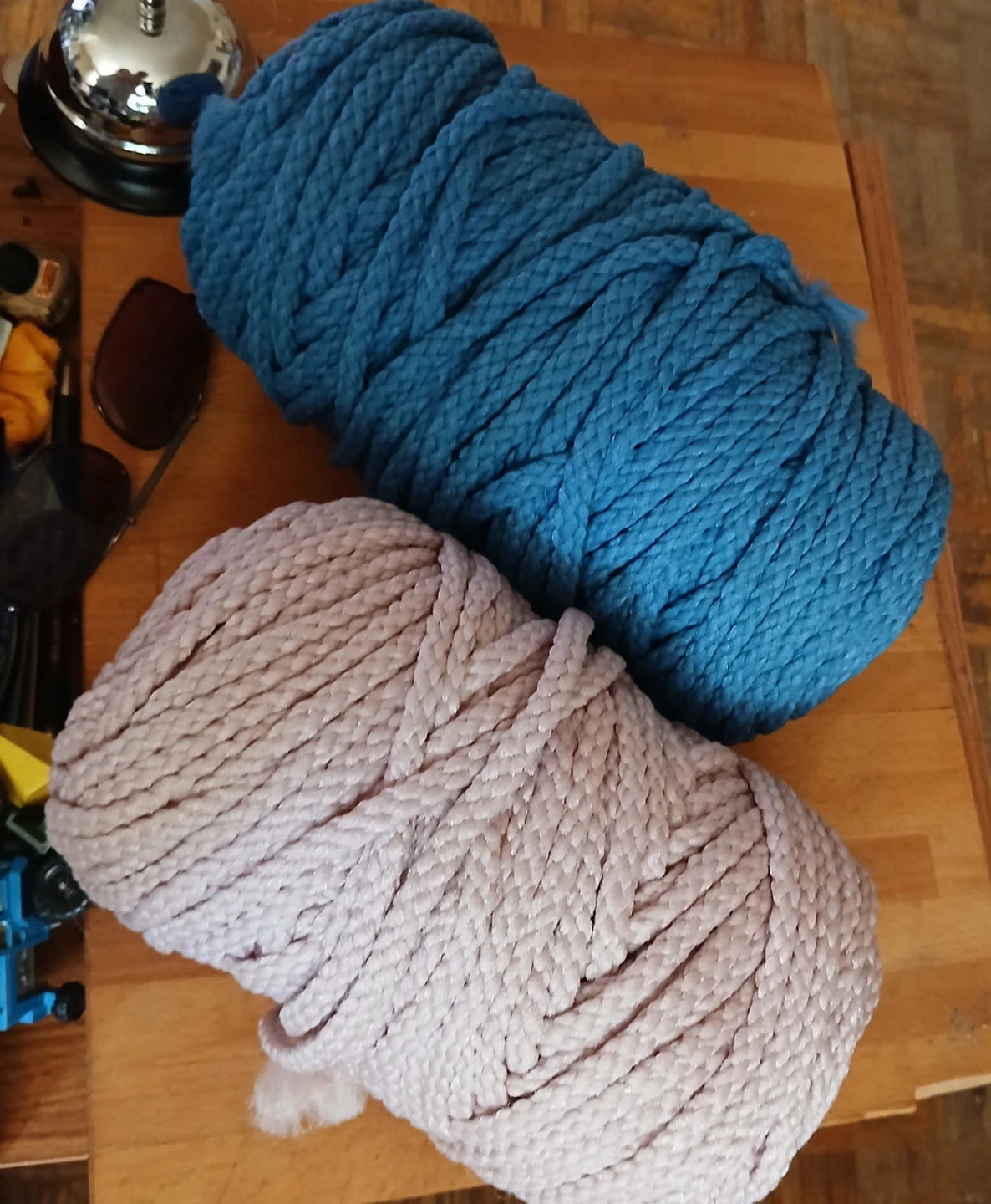 Chunky Yarn Skeins - Blue and Beige