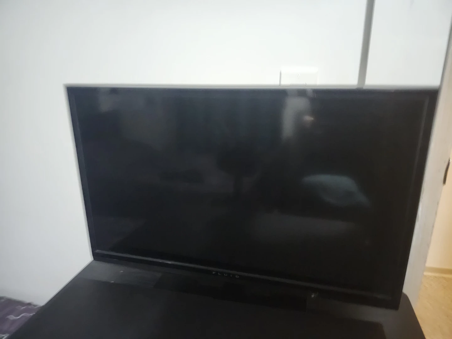 Fluid TV with 2 PlayStation 4 Pro Consoles & Controller - photo 4