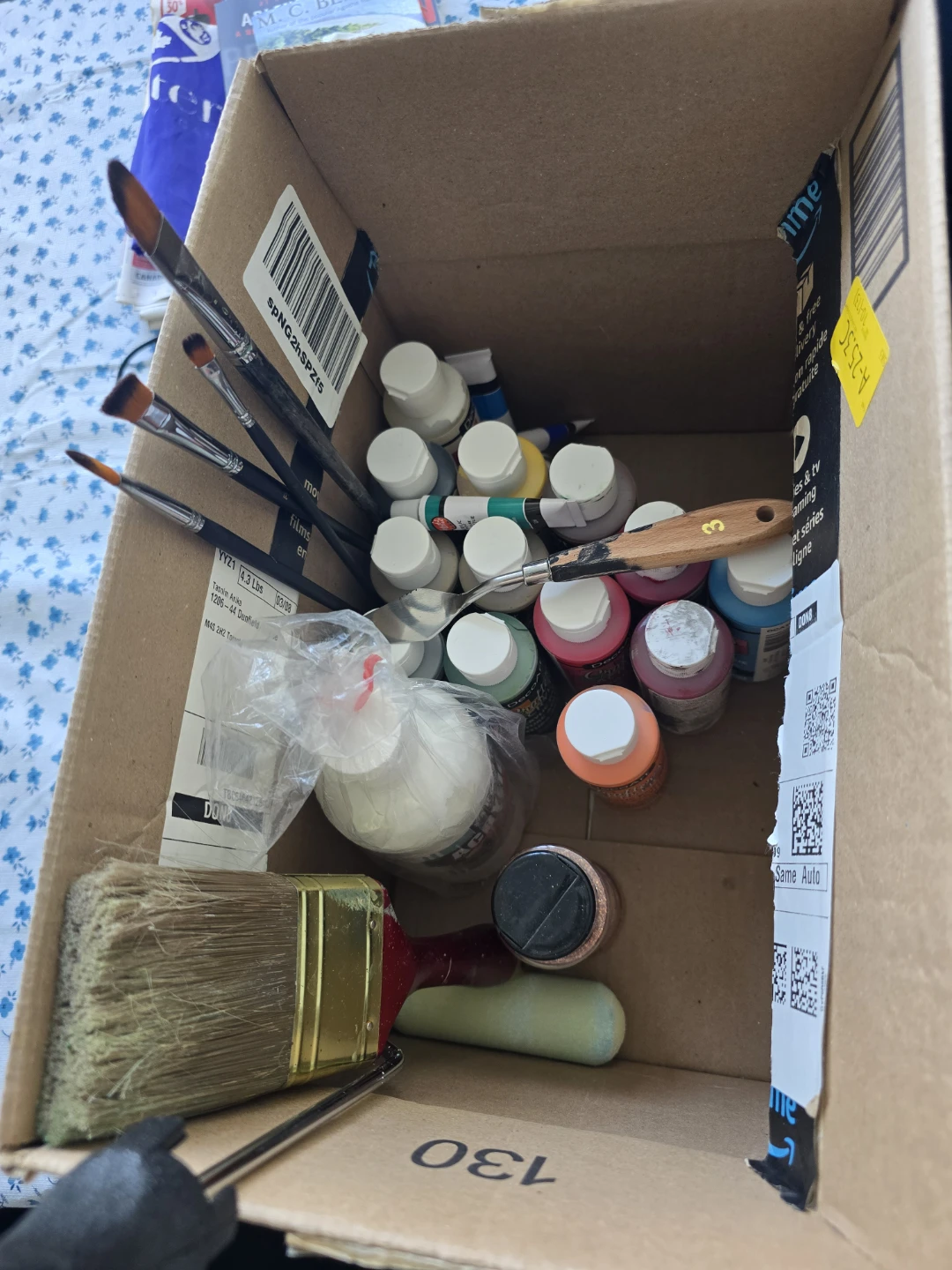 Arts & Paints