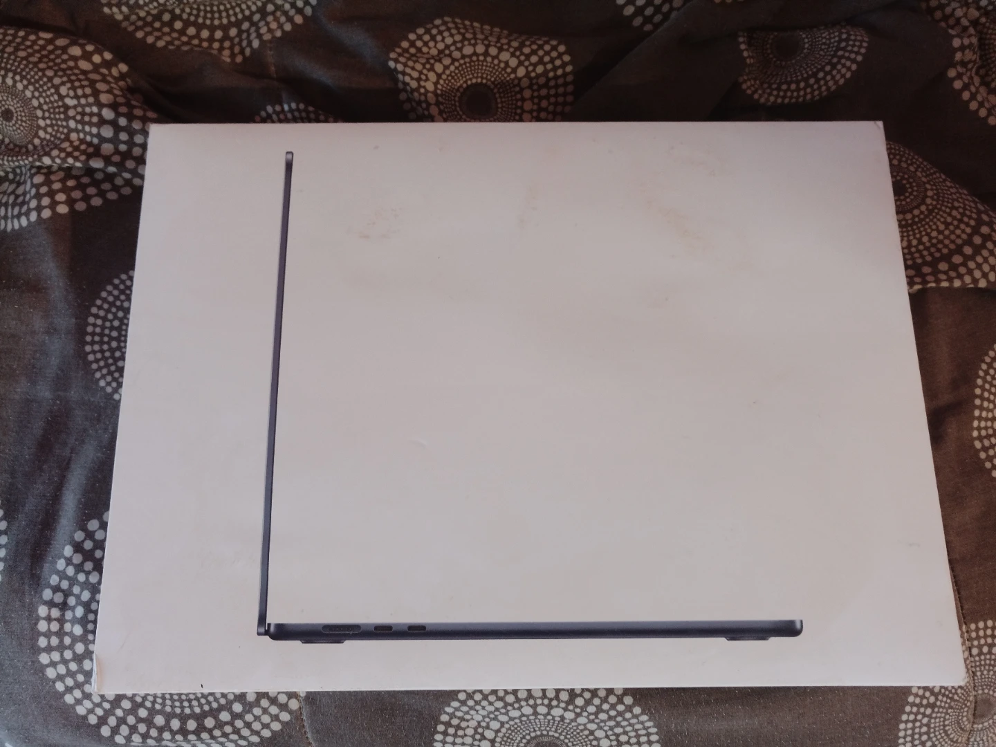 (Box Only) Apple MacBook Air 15-inch