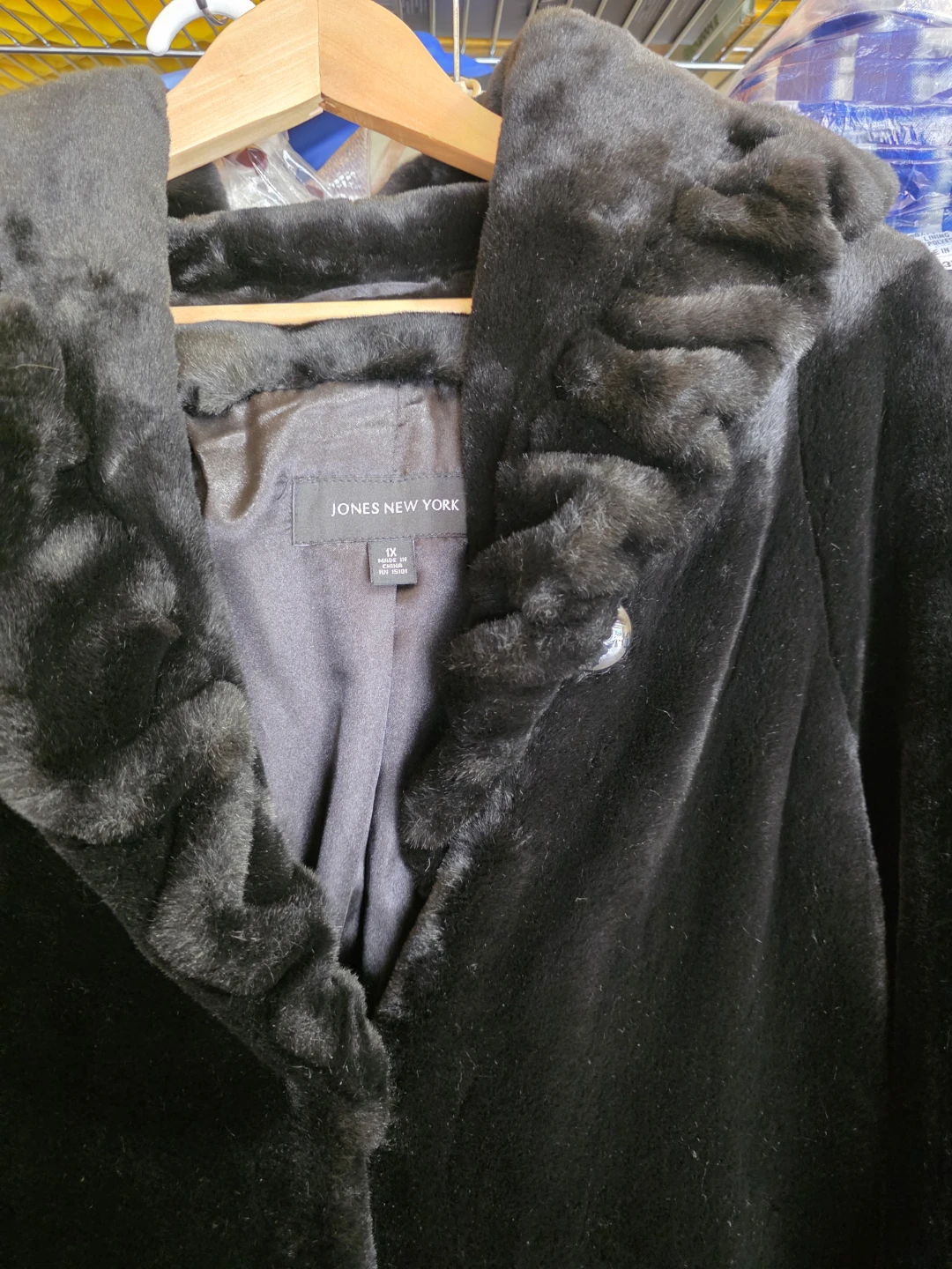 Jones New York Black Faux Fur Coat - Size 1X