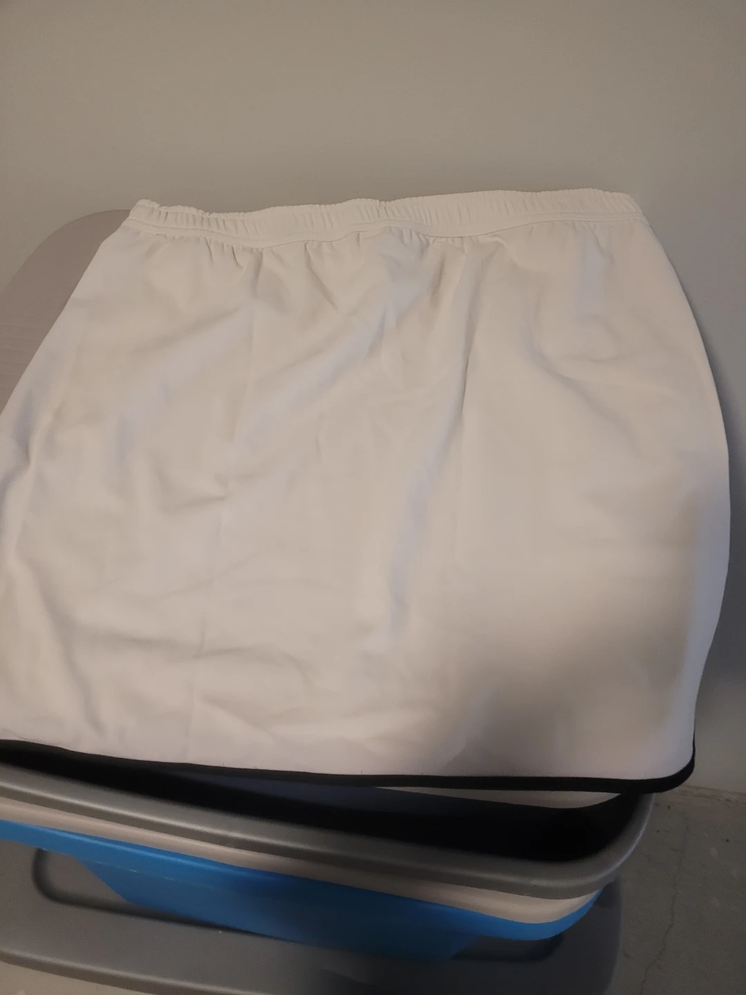 Old Navy White Athletic Shorts - photo 3