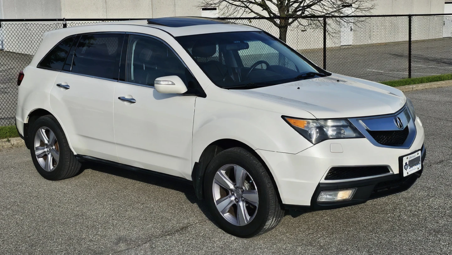 White Acura MDX SUV - photo 2