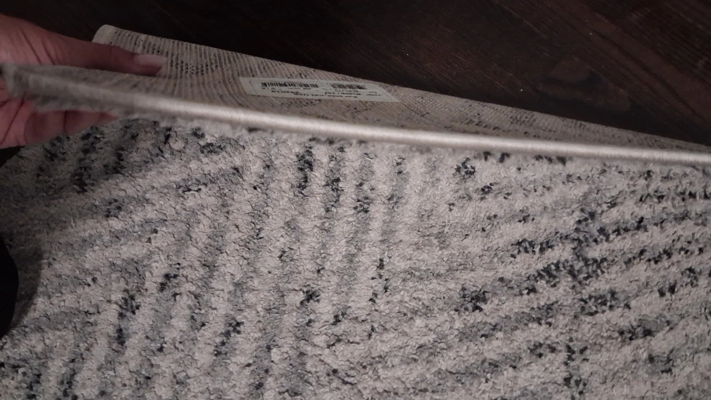 Area Rug 5x7 - photo 3
