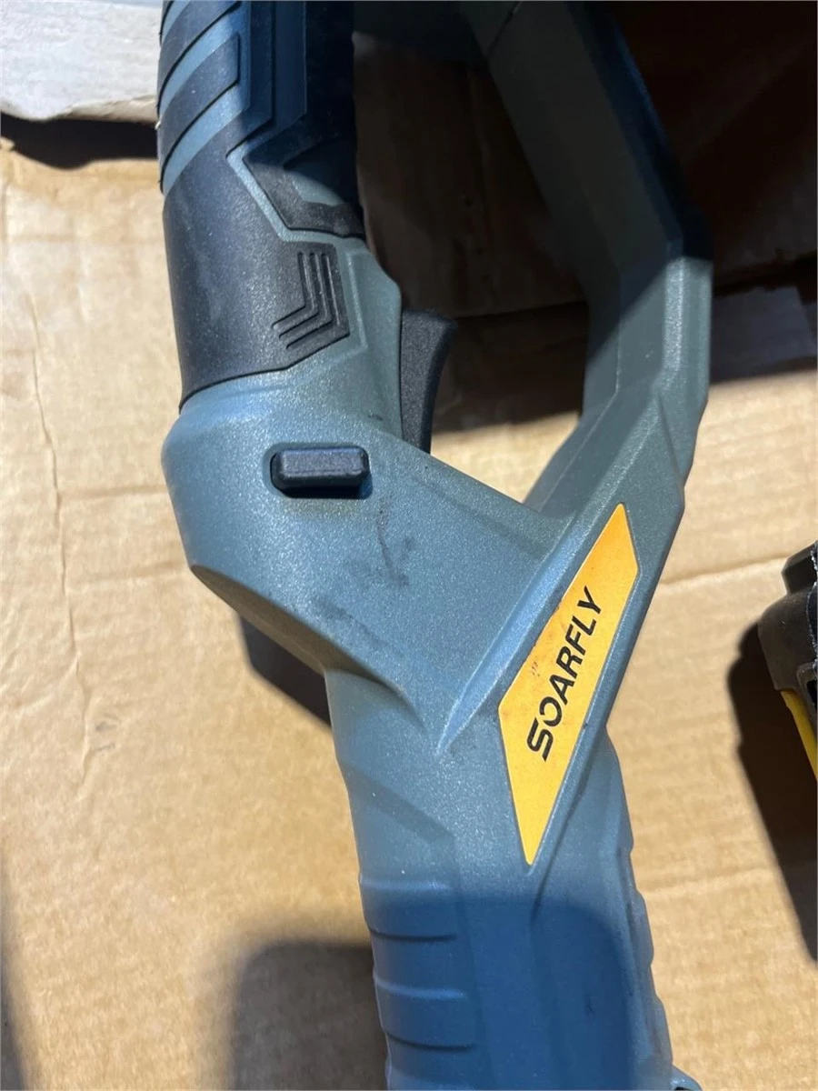 SOARFLY 2-in-1 Cordless Pole Saw and Mini Chainsaw - photo 5