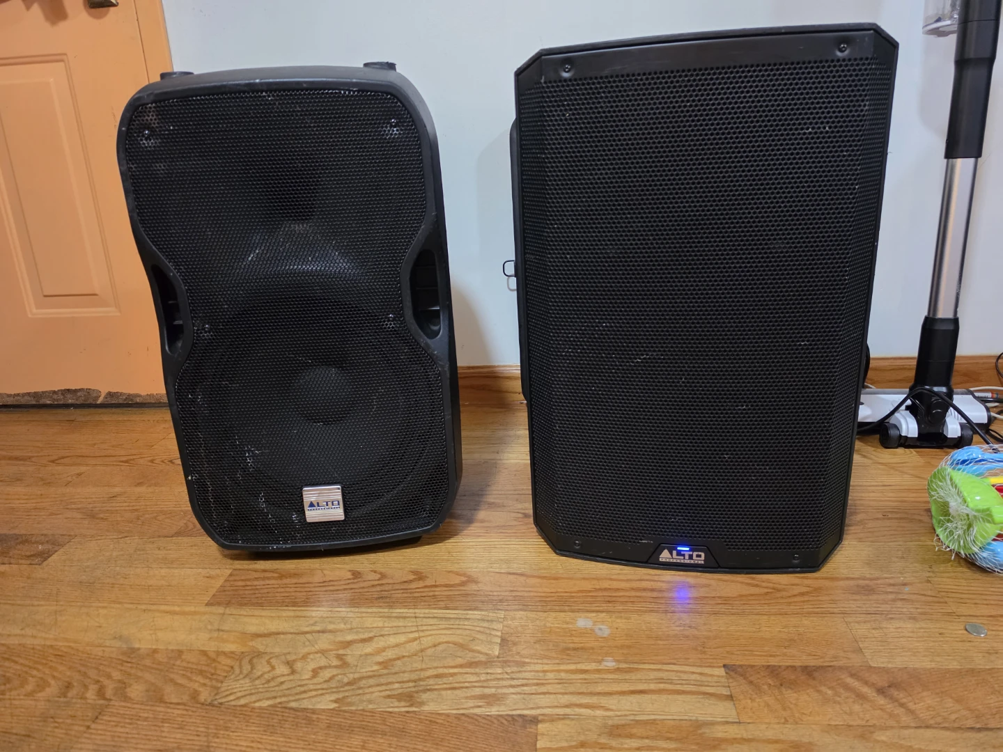 Alto Professional TS112A & TS315 Powered Speakers