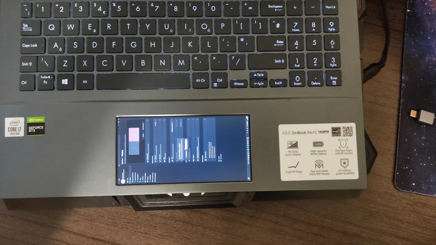 ASUS ZenBook Pro 15 (UX535LI) - photo 2