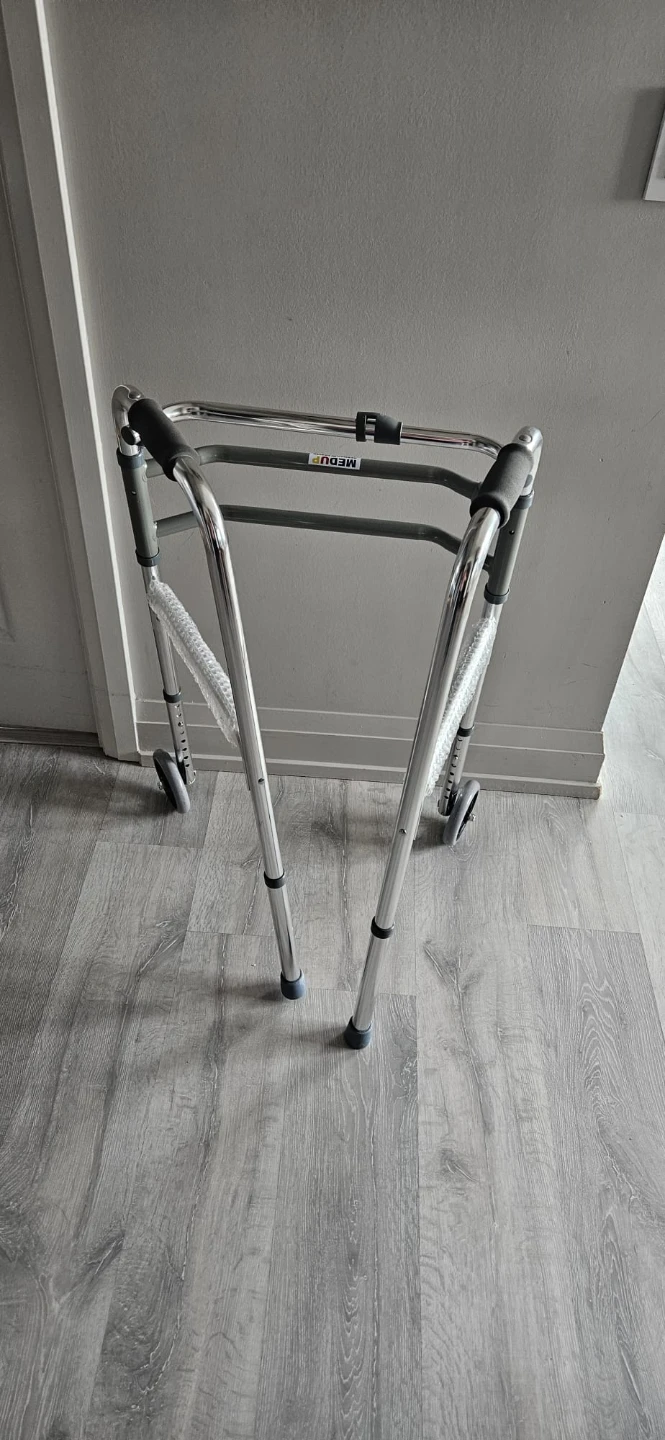 MED-LINE Folding Walker - photo 2