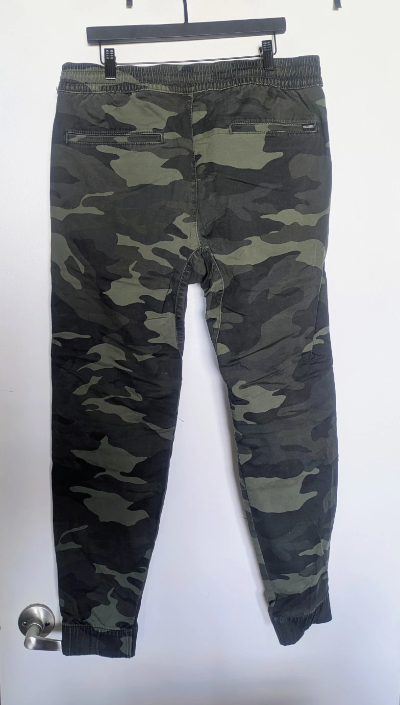 Hollister Camo Jogger Pants - photo 2