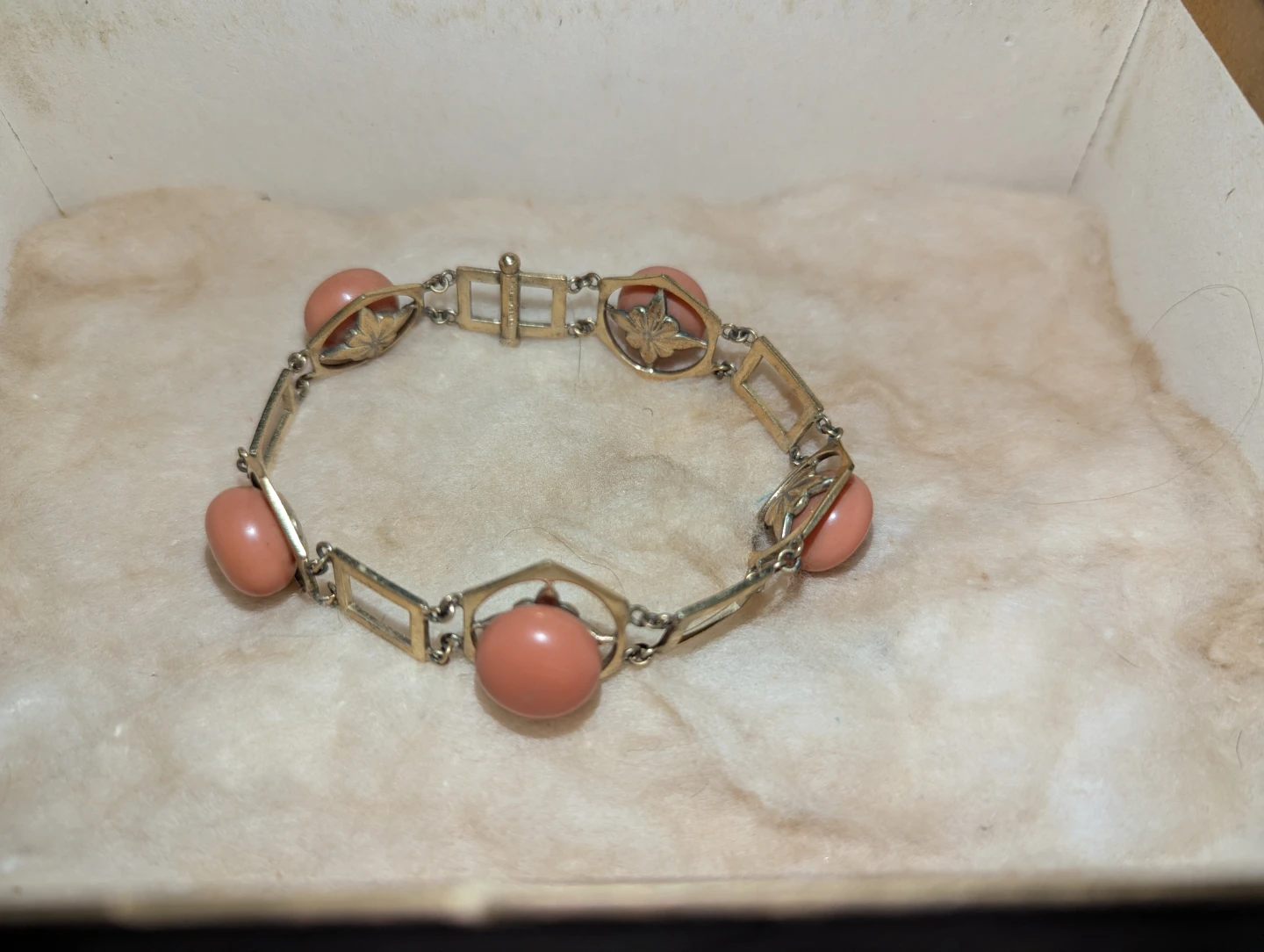Vintage Bracelet with Coral Beads