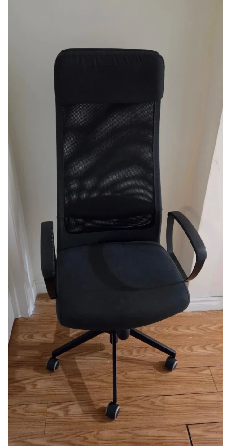 IKEA MARCUS large Black Mesh Back Office Chair.