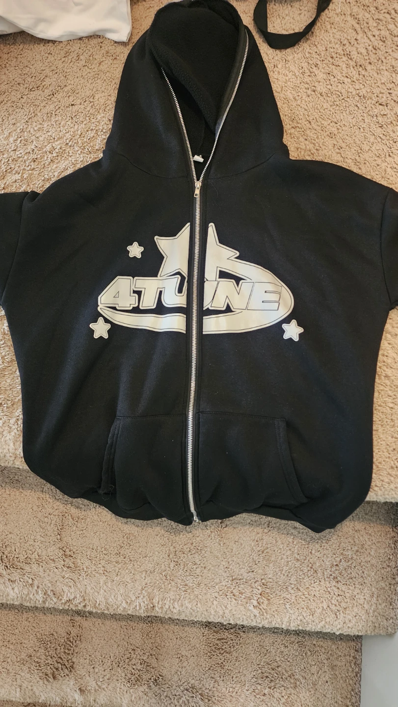 4 tune zip up
