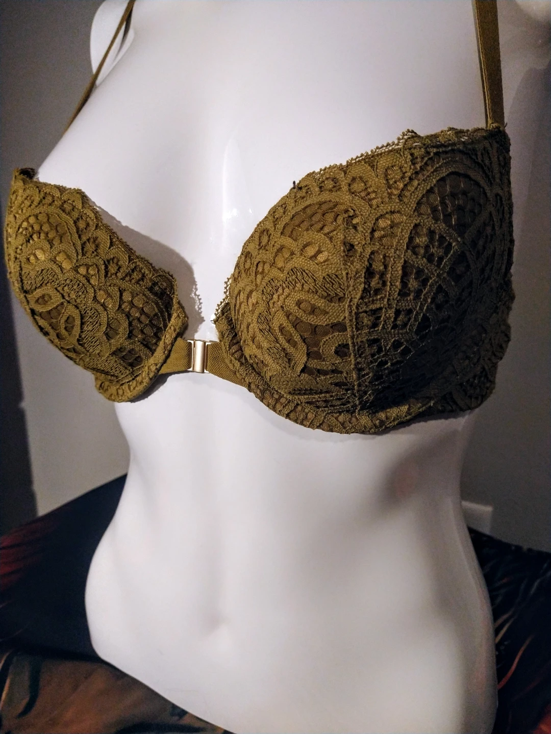 Auden Women's Radiant Plunge Push Up Bra Size 34A - photo 5