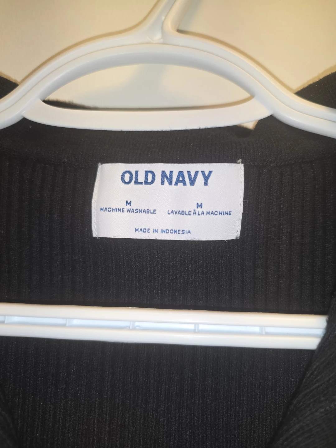 Old Navy Black Sleeveless Collared Top Size M - photo 3