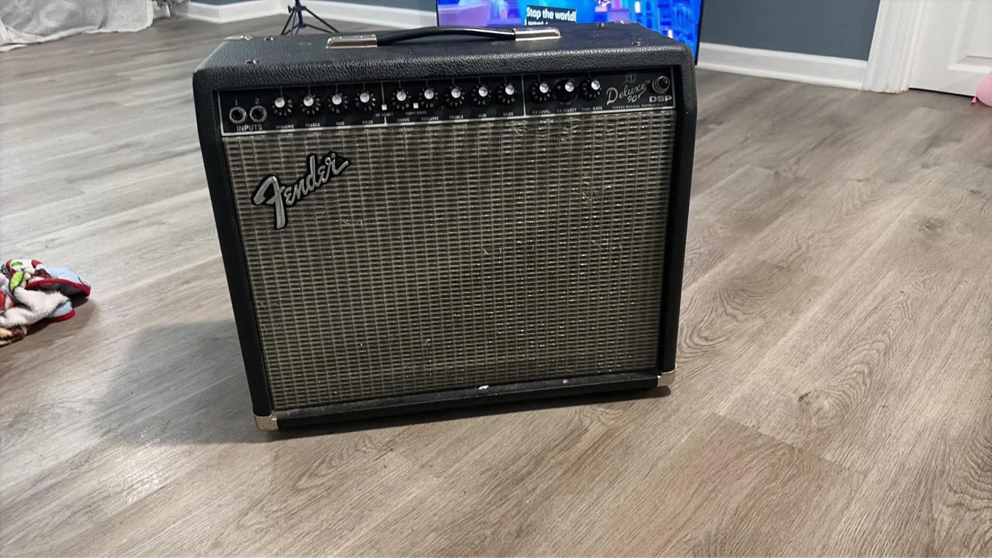 Fender Deluxe 90 DSP Guitar Amplifier - photo 4