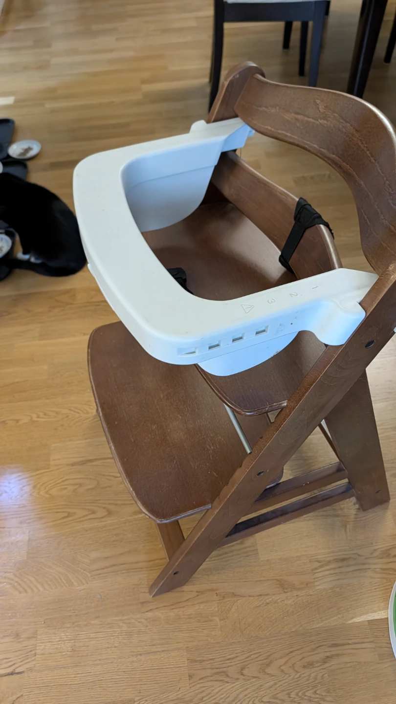Hauck Alpha Convertible Wooden High Chair - photo 2