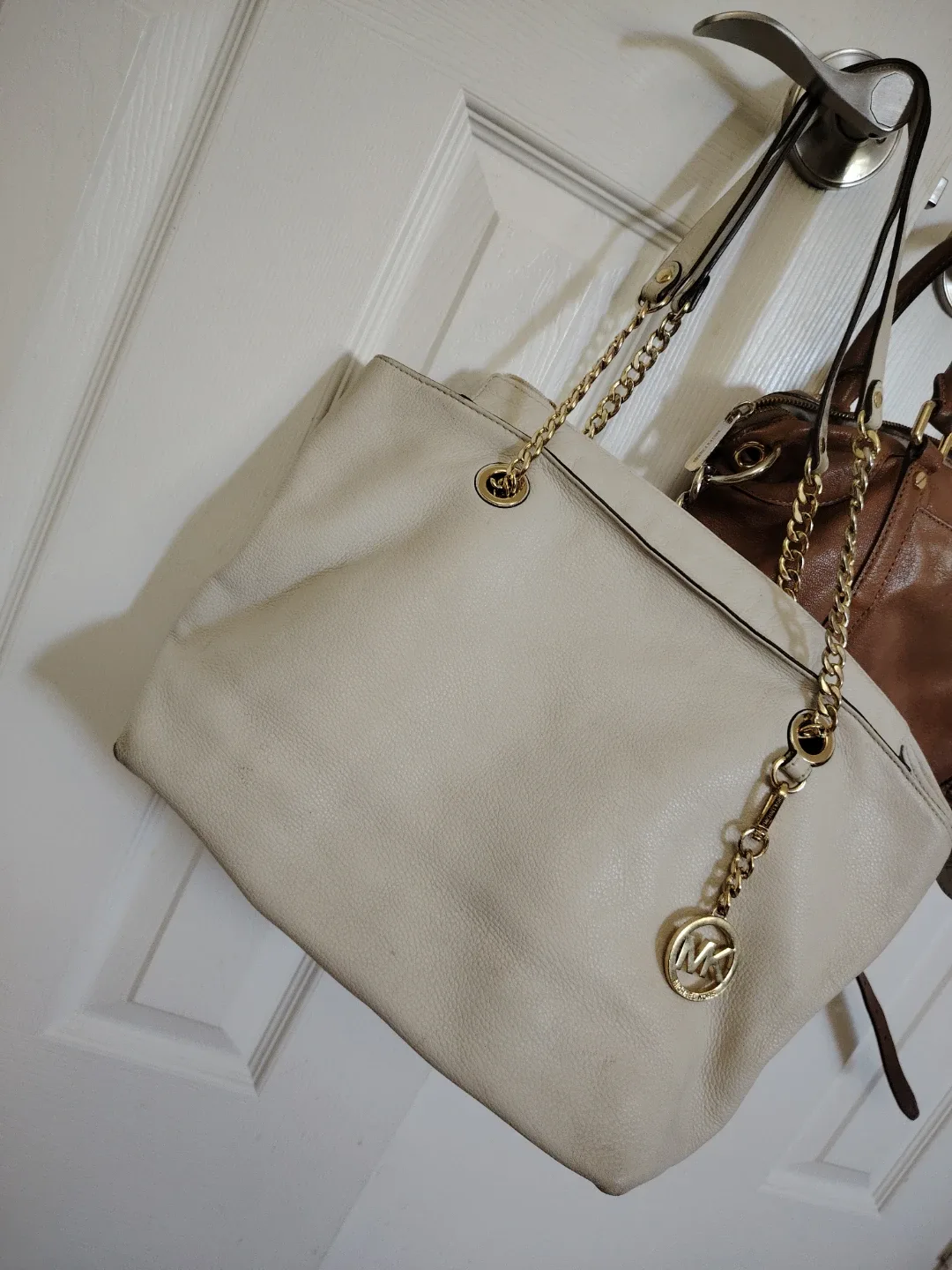 ⚽️Michael Kors Cream Leather Tote Bag