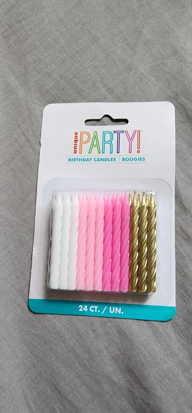 Unique Party Birthday Candles - 24 Count⚽