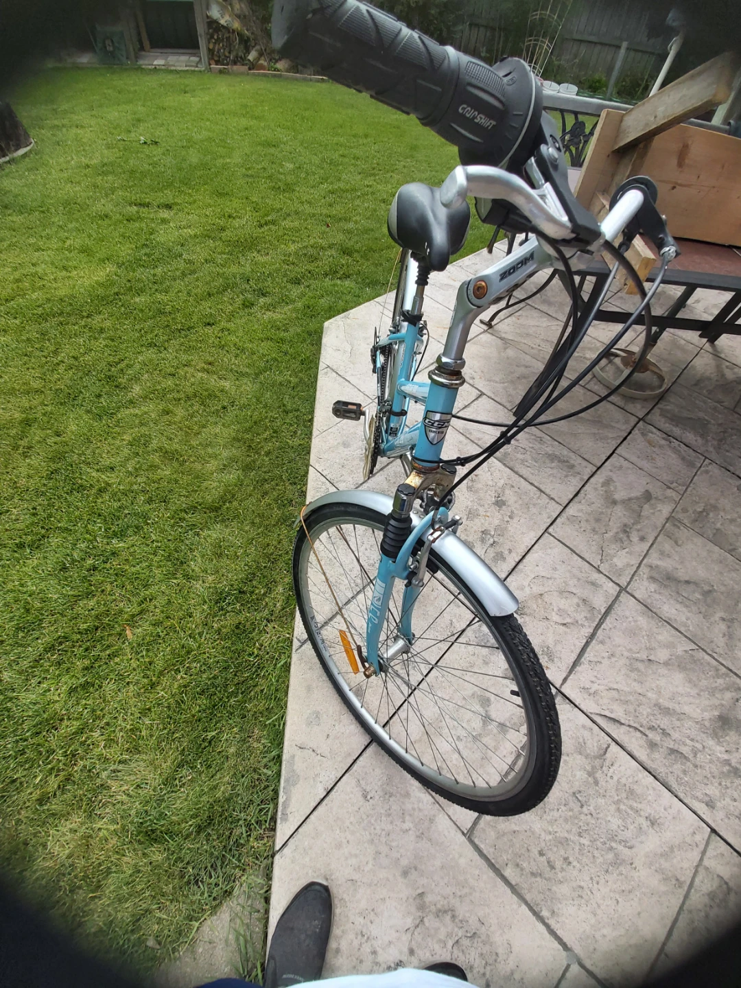 CCM Avenue 700 Hybrid Bike - photo 3