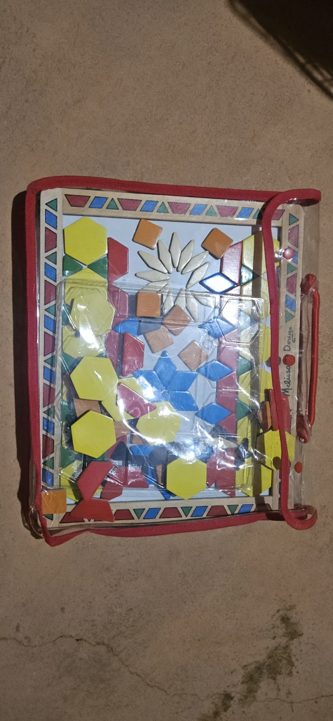 Melissa & Doug Wooden Magnetic Pattern Block Kit