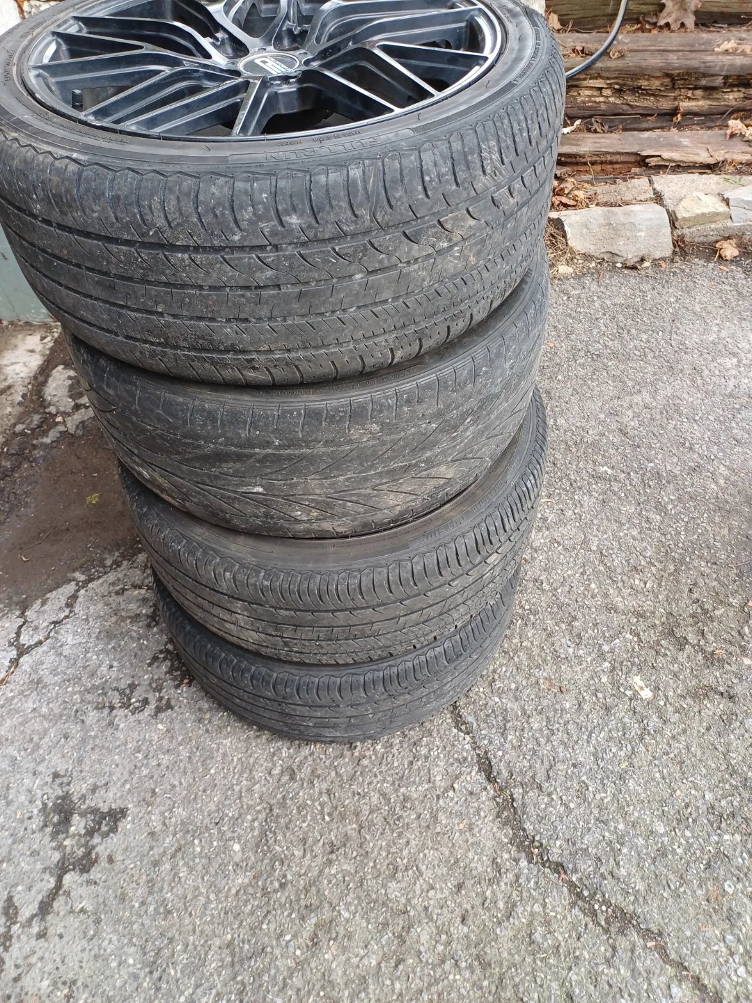 Set of 4 Black Aftermarket Wheels - photo 3