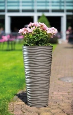 New Tall wavy flower planters 31" tall with insert - photo 4