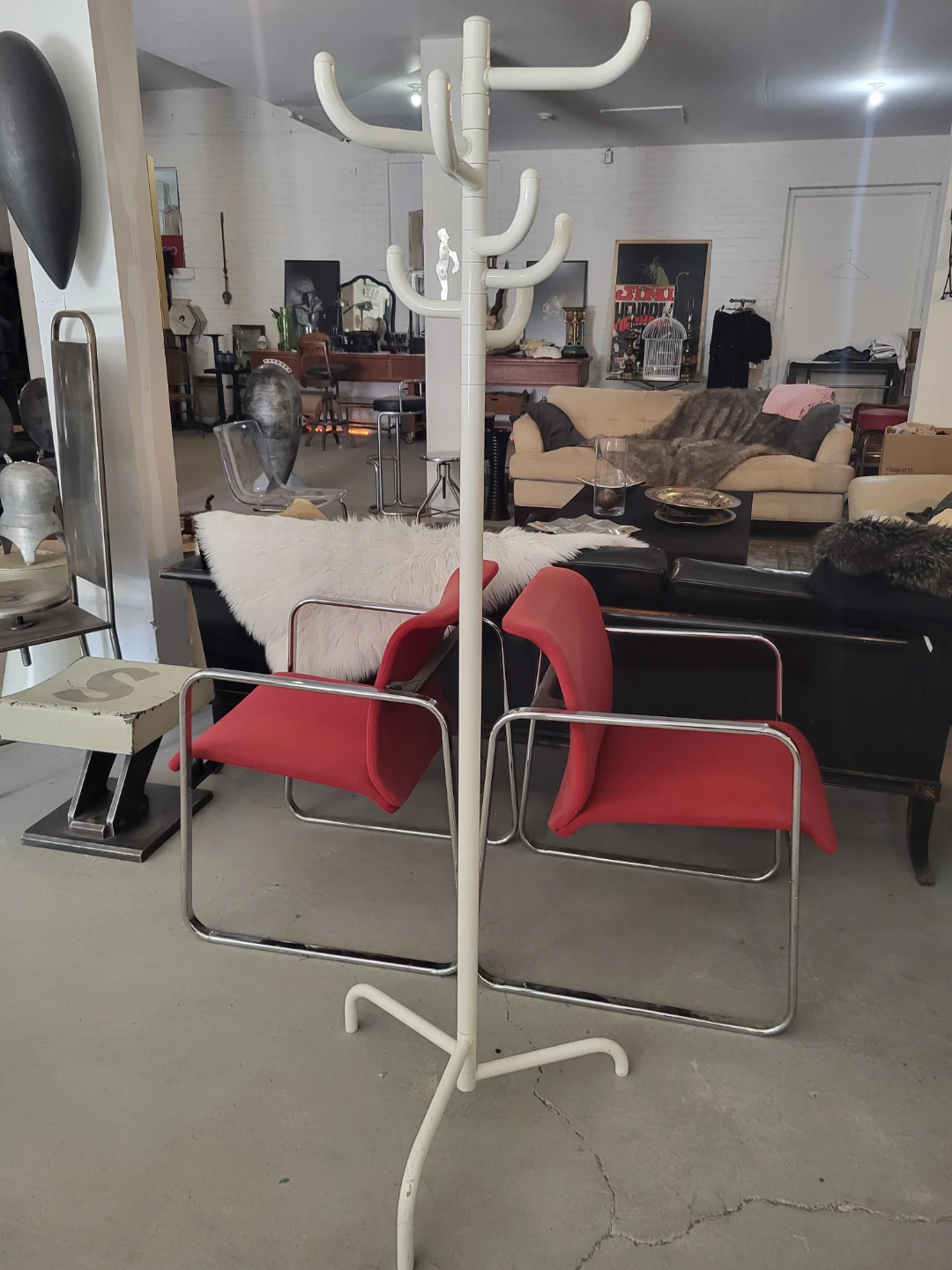 White MCM Garmet Rack - Vintage