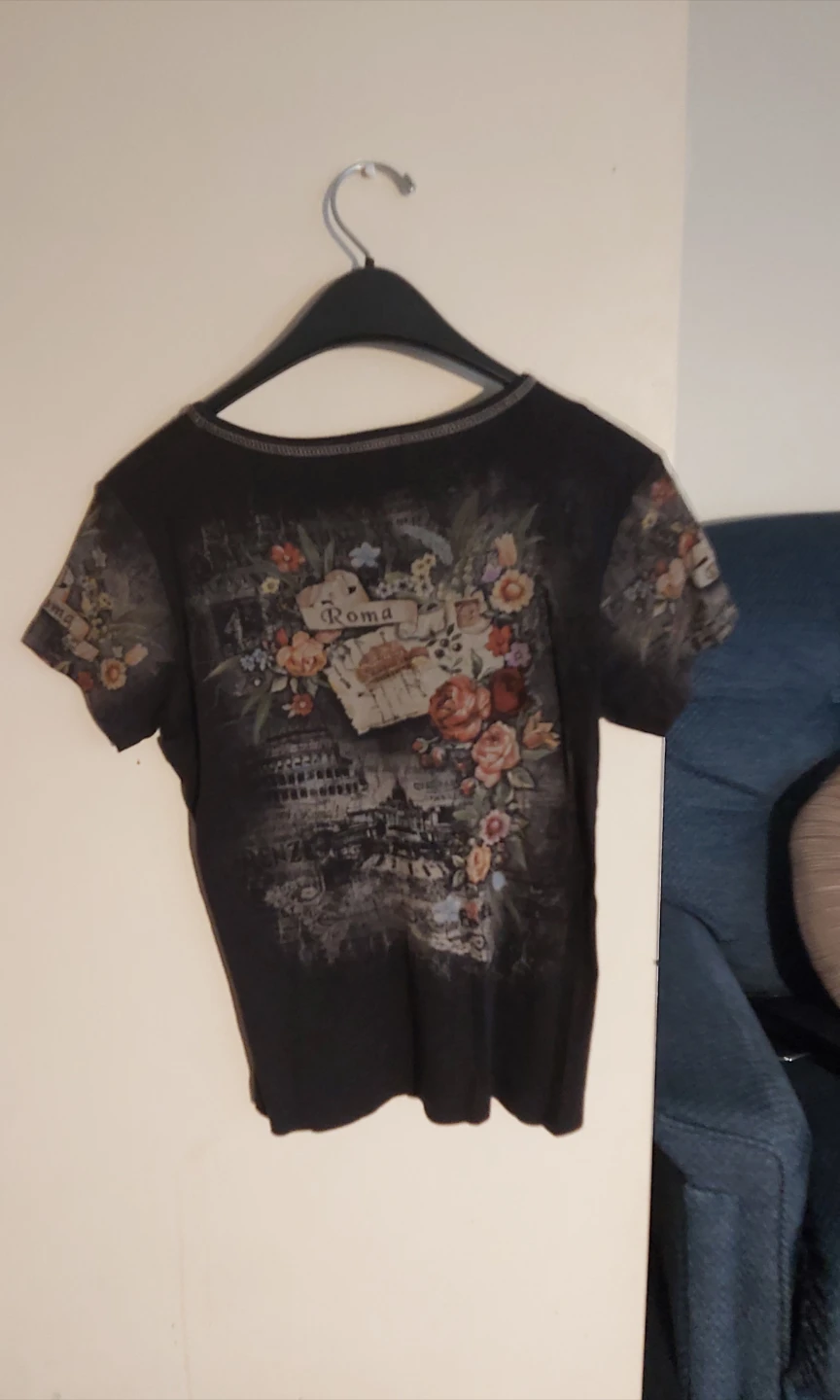 Women's Graphic T-Shirt - photo 2