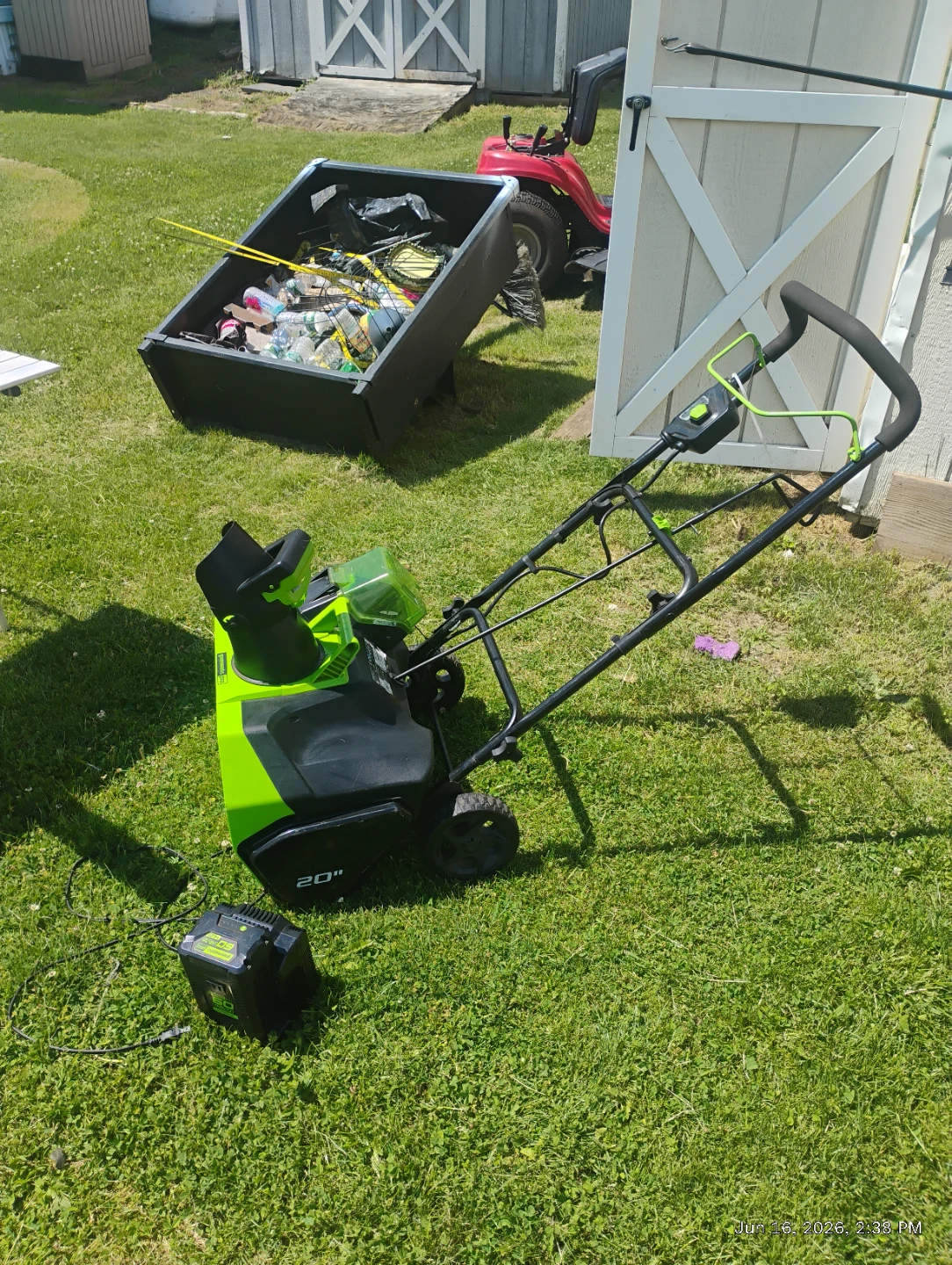 Greenworks 20" Cordless Snow Blower - photo 2
